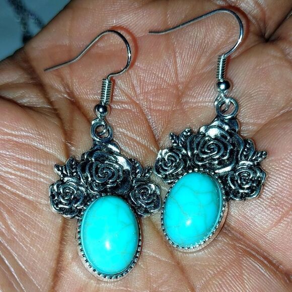 Vintage Round Ancient Silver Charm Geometric Pattern necklace set - Picture 6 of 11